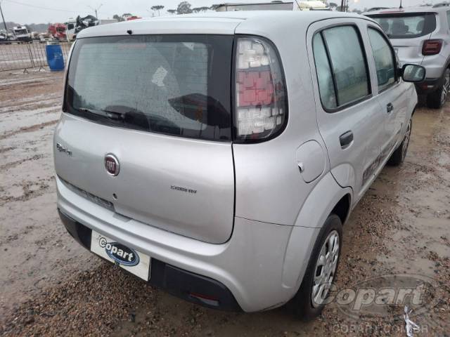 2016 FIAT UNO 
