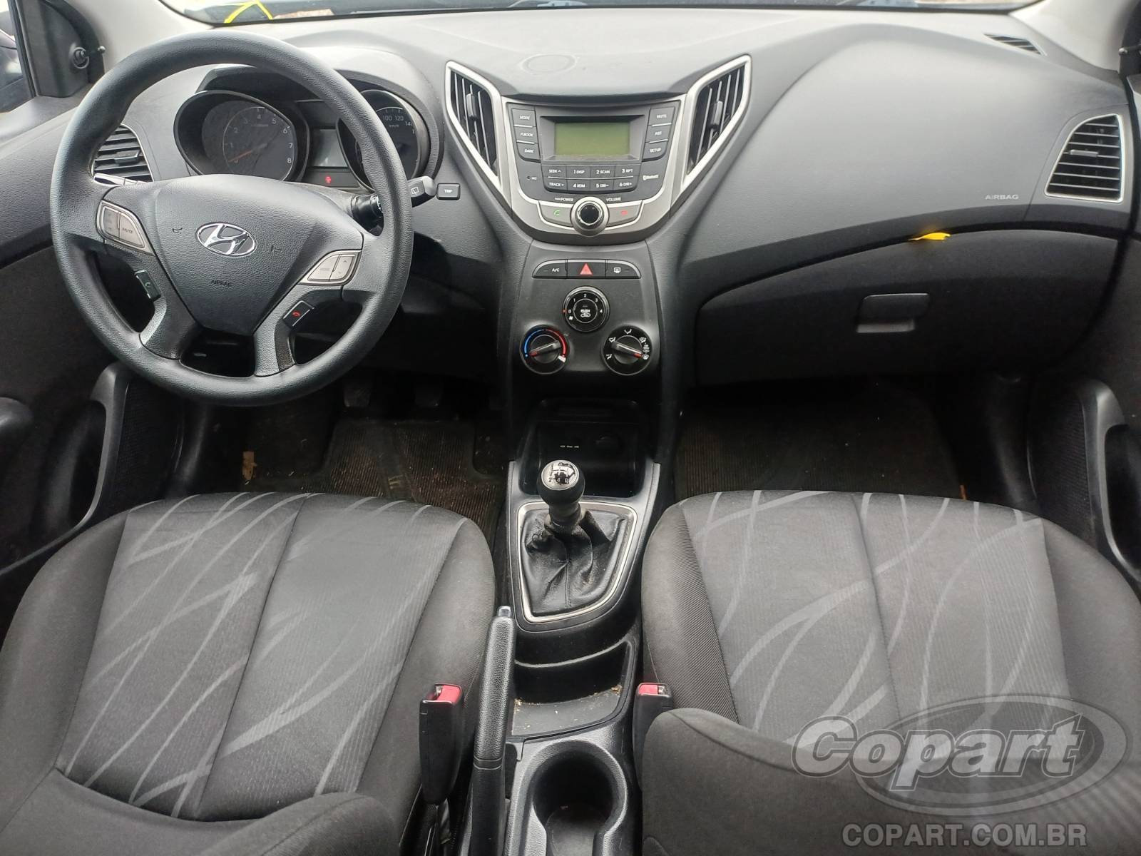Foto 9 de 10: 2015 HYUNDAI HB20