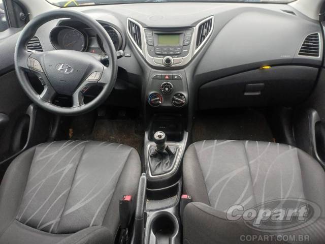 2015 HYUNDAI HB20 
