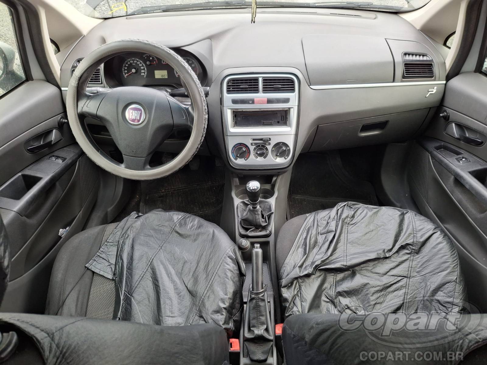 2010 FIAT PUNTO — foto 9 de 15