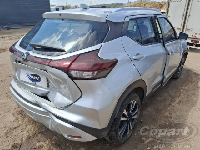 2023 NISSAN KICKS 