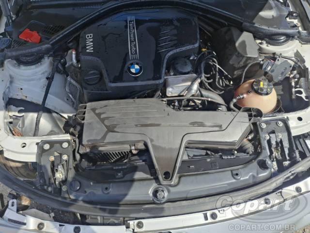 2015 BMW SERIE 3 