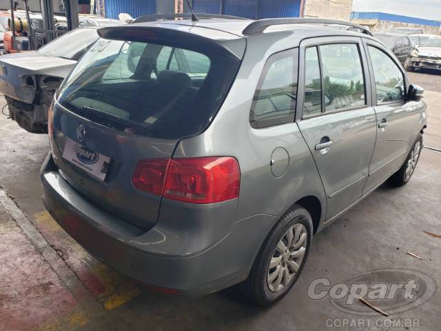2011 VOLKSWAGEN SPACEFOX 