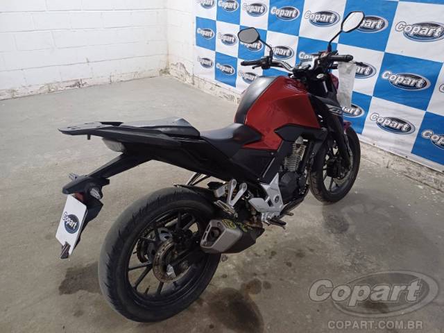 2025 HONDA CB 300F 