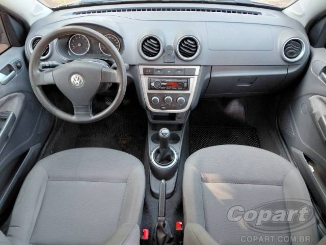2011 VOLKSWAGEN VOYAGE 