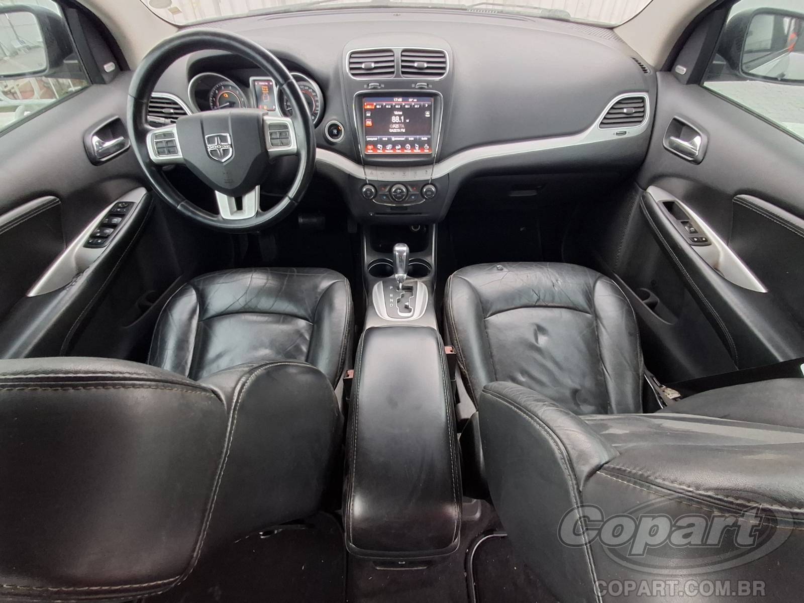 Foto 9 de 15: 2013 DODGE JOURNEY