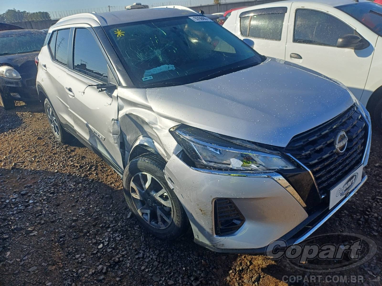 Veículo Nissan Kicks Nissan Kicks Sense CVT 1.6 16V 2024 Médio Dano Frontal 2024 em leilão