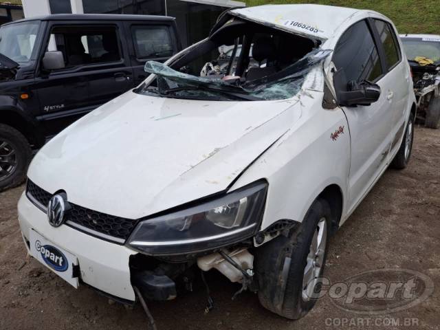 2016 VOLKSWAGEN FOX 