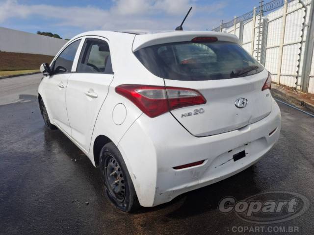 2015 HYUNDAI HB20 