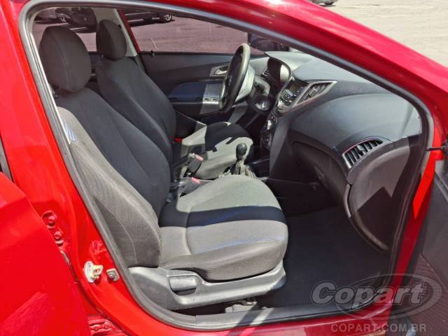 2013 HYUNDAI HB20 