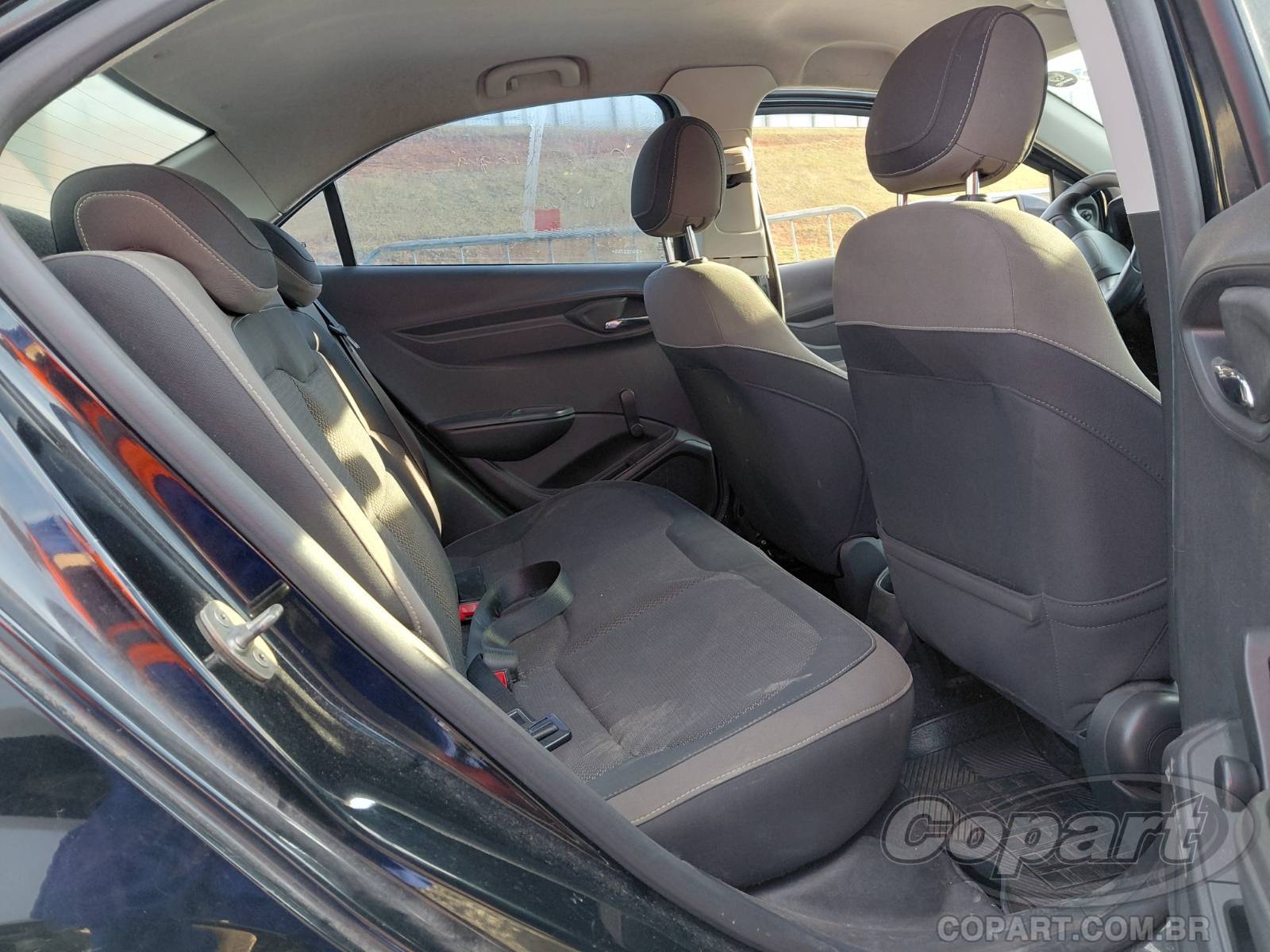 2015 CHEVROLET PRISMA — foto 6 de 13