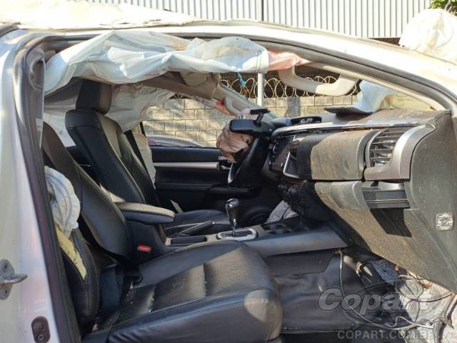 2023 TOYOTA HILUX CD 