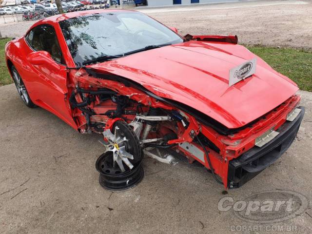 Ferrari à venda em Curitiba - PR