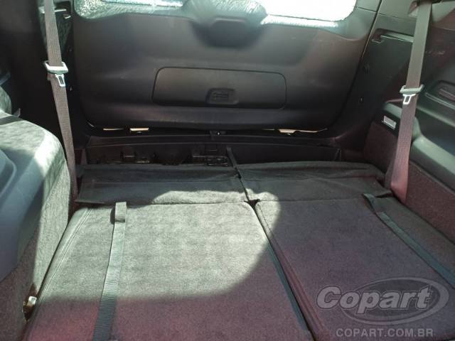 2025 JEEP COMMANDER 