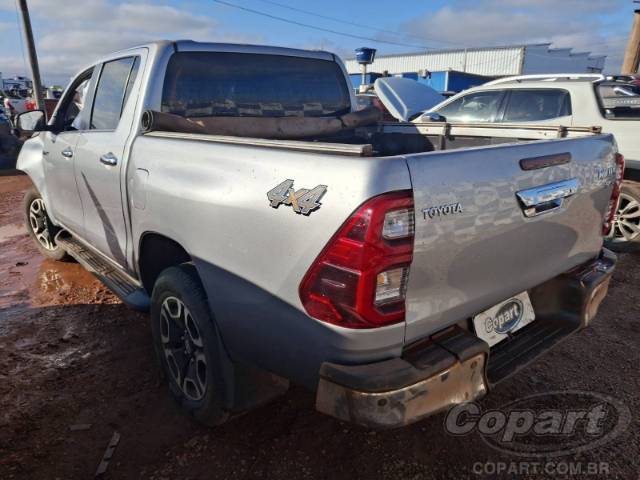 2023 TOYOTA HILUX CD 