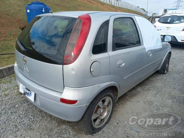 2004 CHEVROLET CORSA 