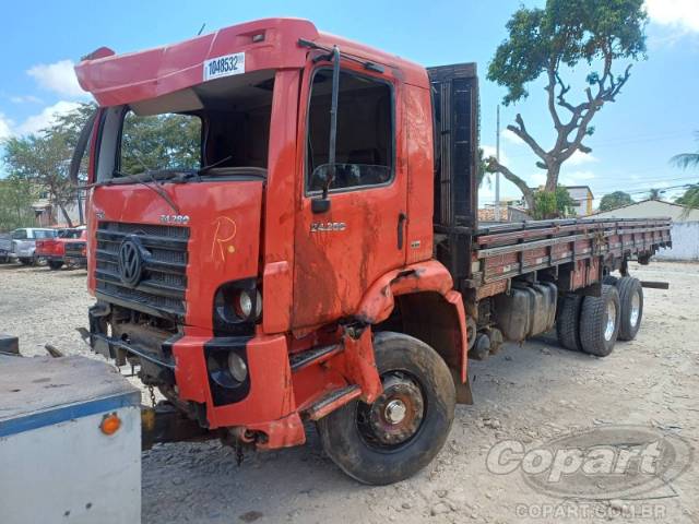 2013 VOLKSWAGEN CONSTELLATION 