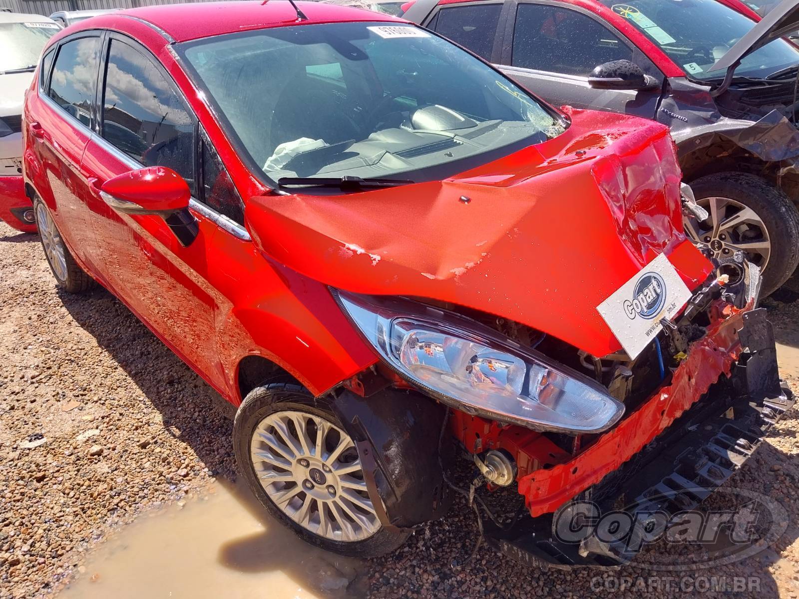 Ford Fiesta Titanium PowerShift 1.6 2015 Colisão Média Monta