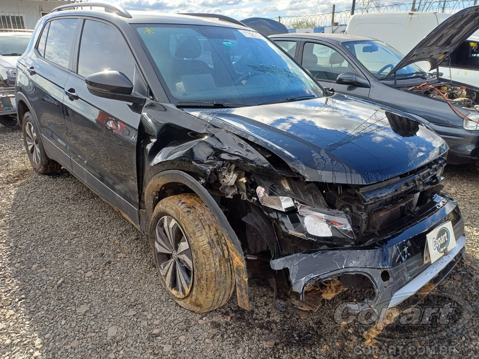 Veículo VW - VolksWagen T-Cross Volkswagen T-Cross 2024 Colisão 2024 em leilão