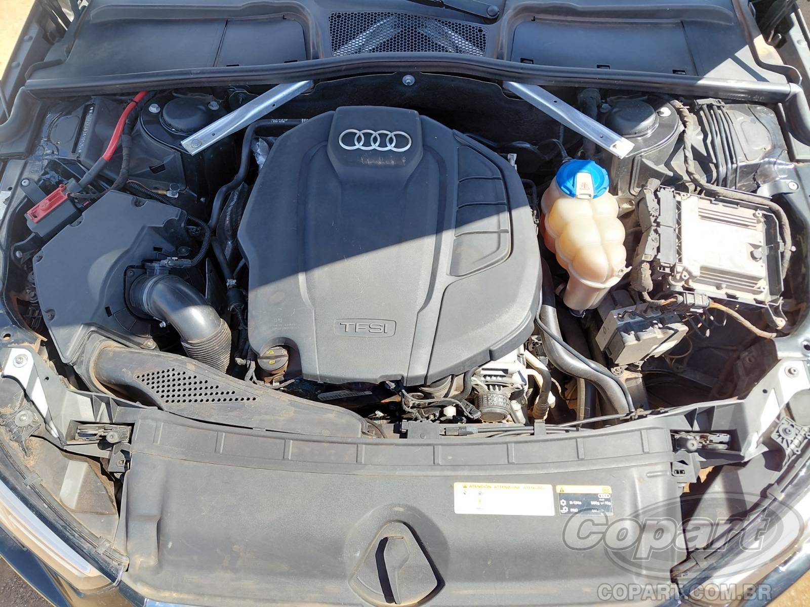 Foto 7 de 10: 2018 AUDI A4