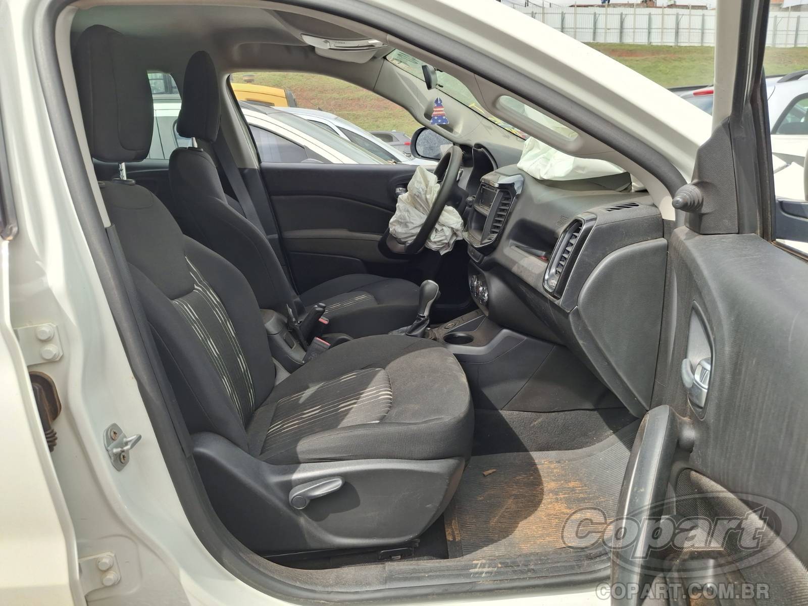 Foto 5: 2021 FIAT TORO