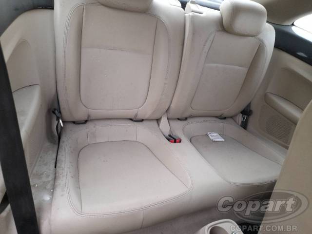 2013 VOLKSWAGEN FUSCA 