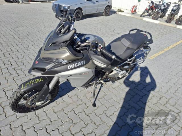 2017 DUCATI MULTISTRADA 