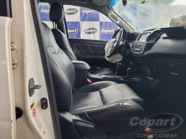 2015 TOYOTA HILUX SW4 