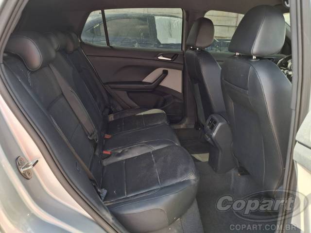 2022 VOLKSWAGEN T-CROSS 
