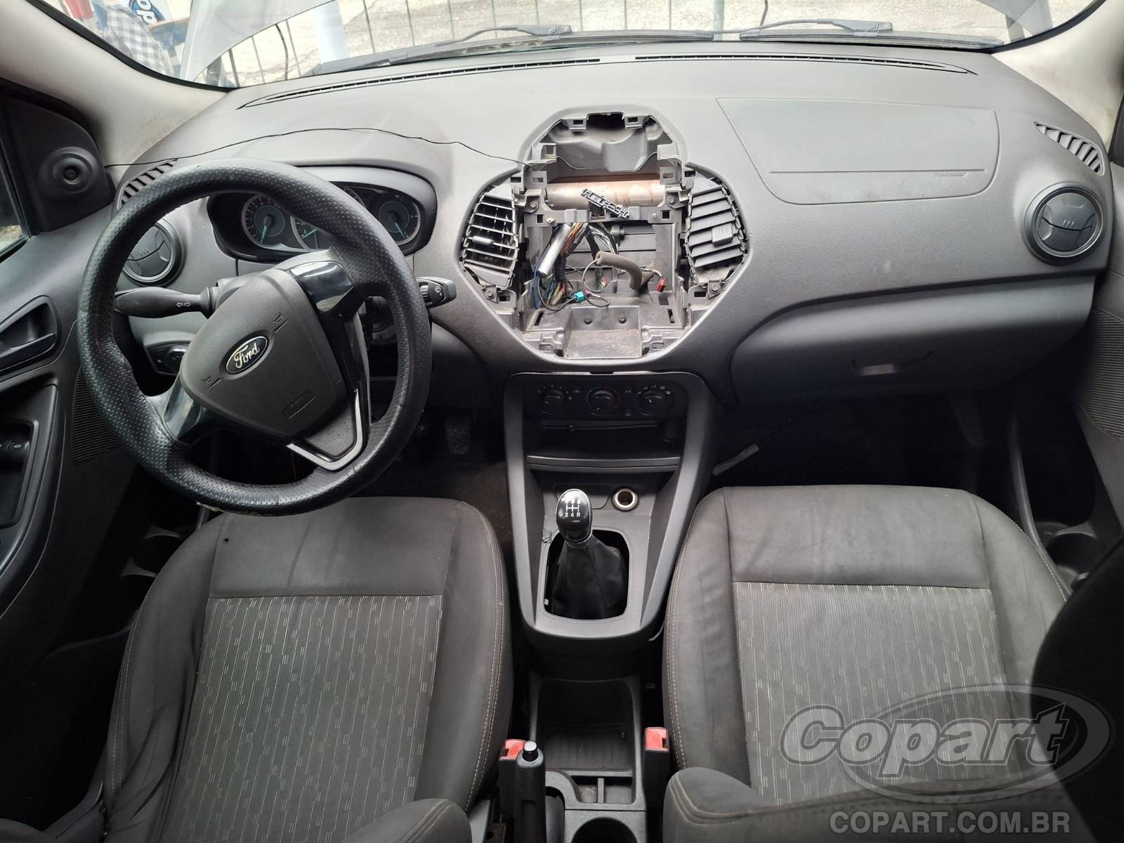 2015 FORD KA SEDAN — foto 9 de 10