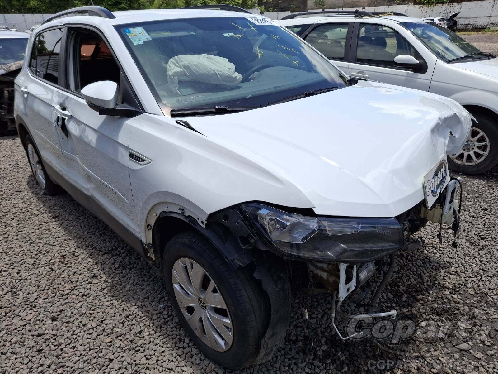 Volkswagen T-Cross Sense 200 AT 1.0 12V TSI Turbo 2021 Médio Dano Frontal