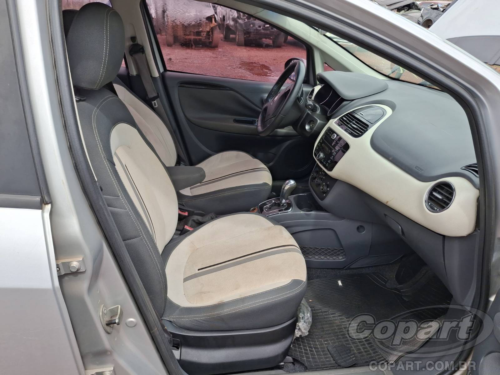 Foto 5: 2013 FIAT PUNTO
