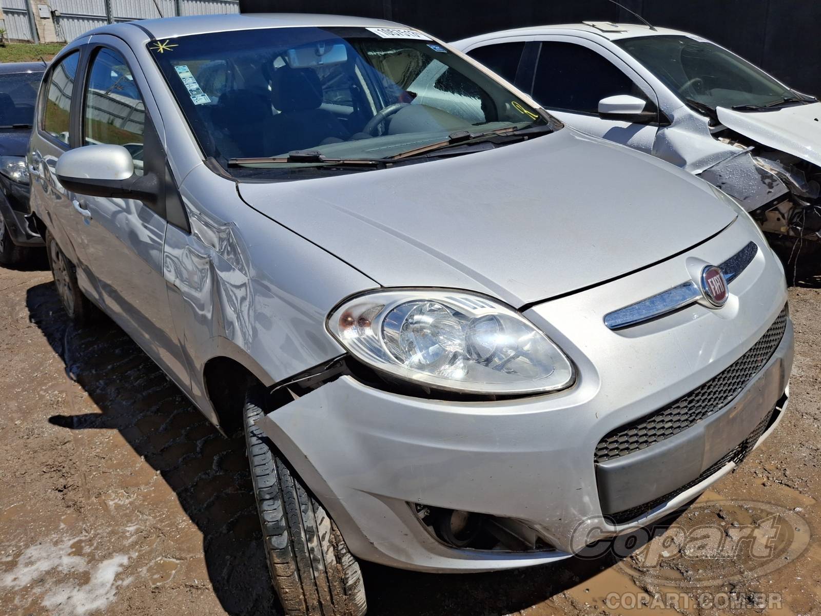 FIAT PALIO ESSENCE 1.6 16V E.TORQ 2014/2015