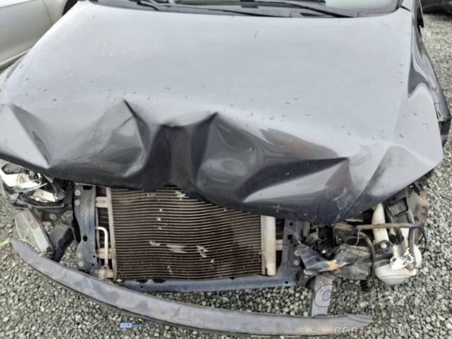 2013 VOLKSWAGEN FOX 