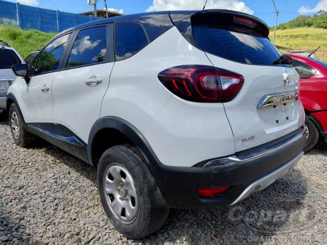 2021 RENAULT CAPTUR 