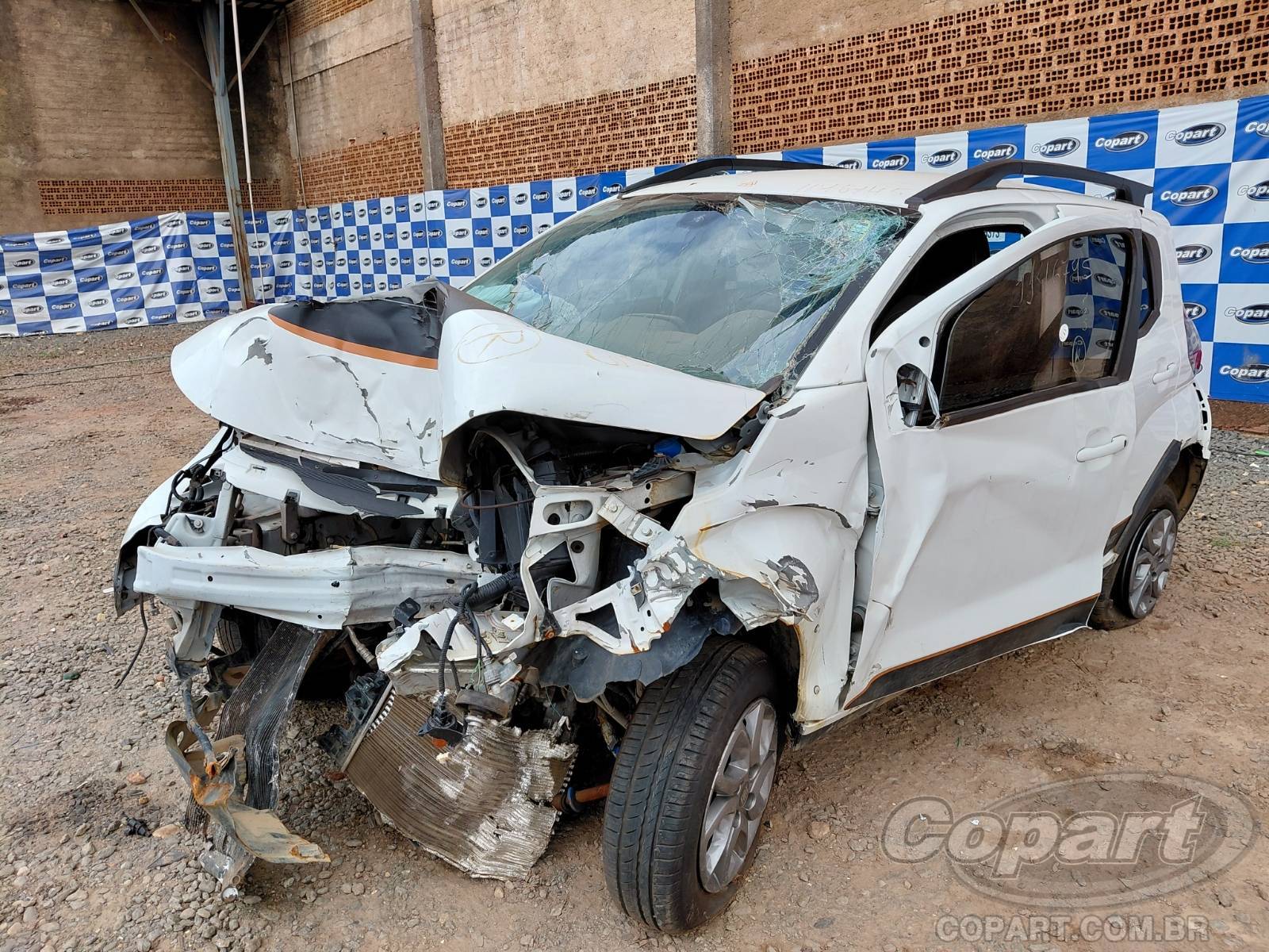 Foto 2: 2025 FIAT MOBI