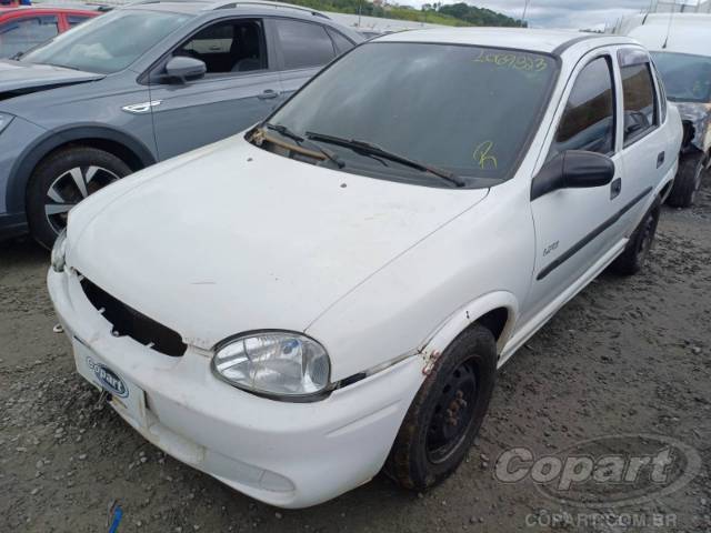 2005 CHEVROLET CLASSIC 