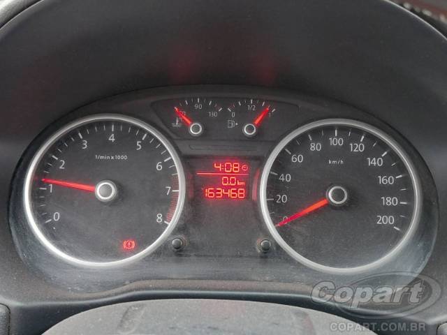 2012 VOLKSWAGEN VOYAGE 