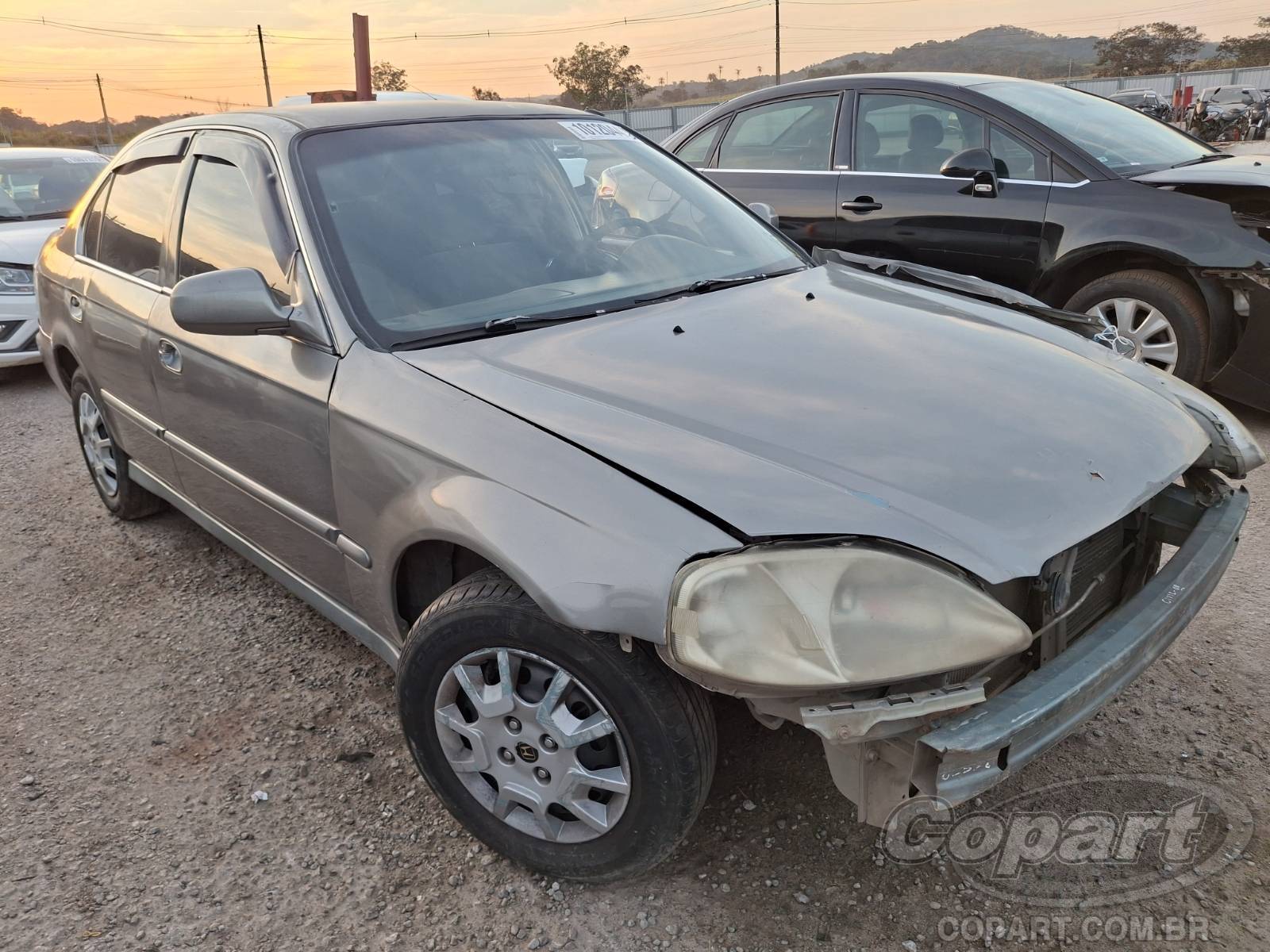 Veículo Honda Civic HONDA CIVIC LX 1.6 16V 2000 2000 em leilão