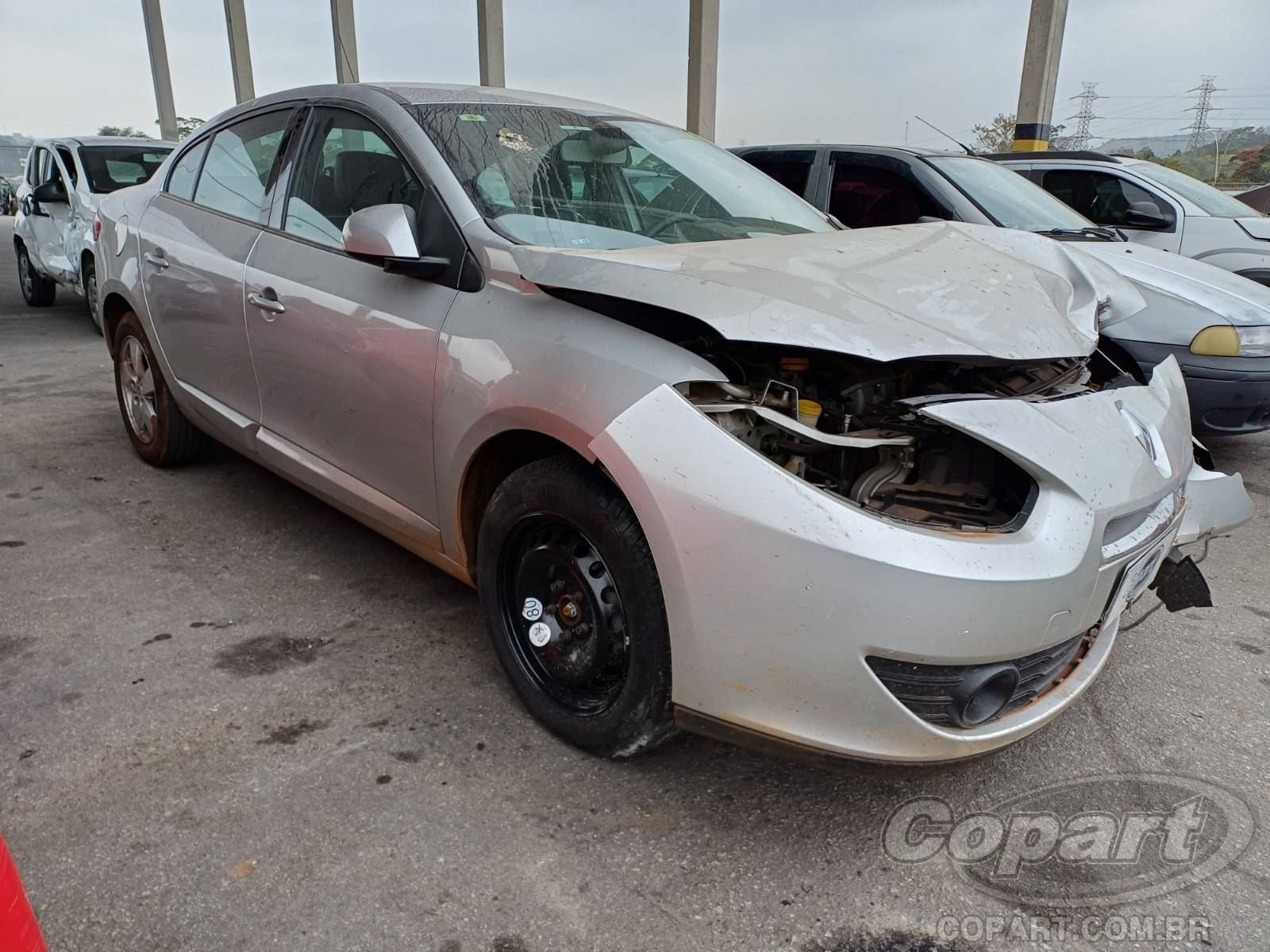 Veículo Renault Fluence RENAULT FLUENCE DYNAMIQUE 2.0 16V HI-FLEX 2013 2013 em leilão