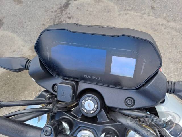 2026 BAJAJ DOMINAR 
