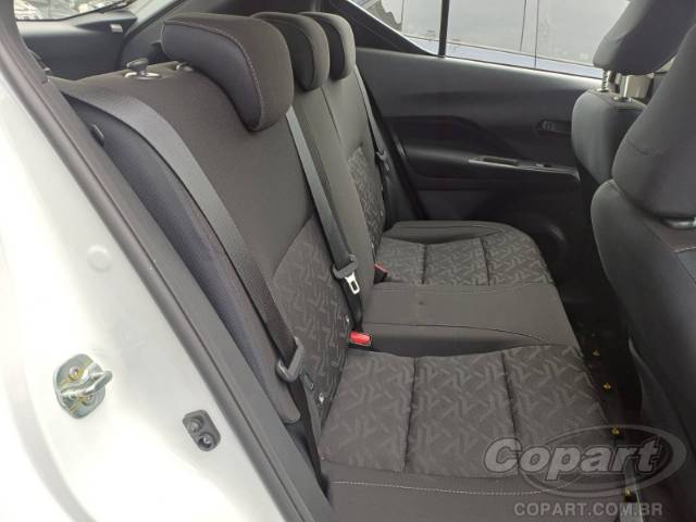 2025 NISSAN Kicks Play 