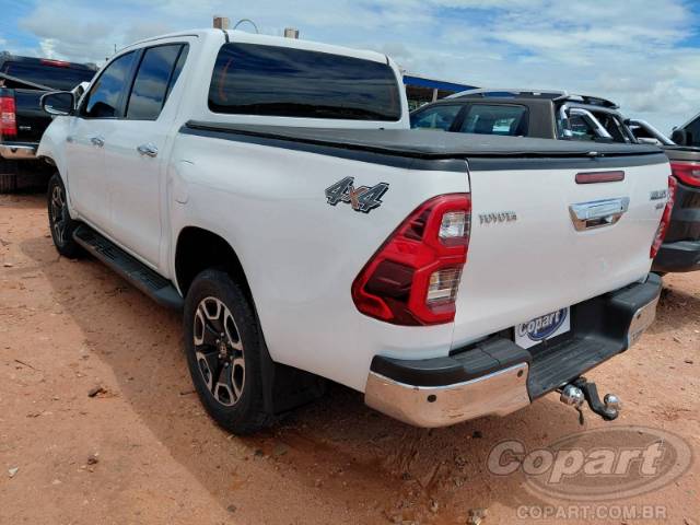 2025 TOYOTA HILUX CD 