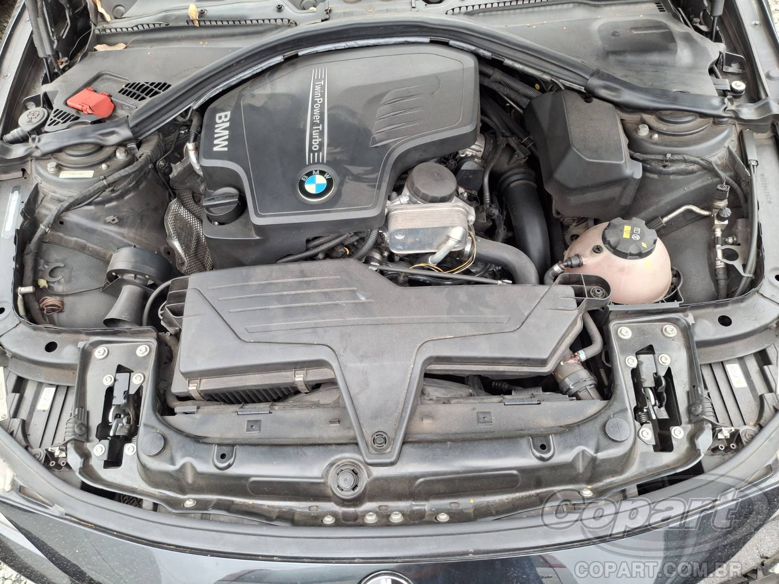2015 BMW SERIE 3 — foto 7 de 13