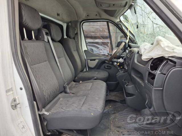 2023 RENAULT MASTER CHASSI 
