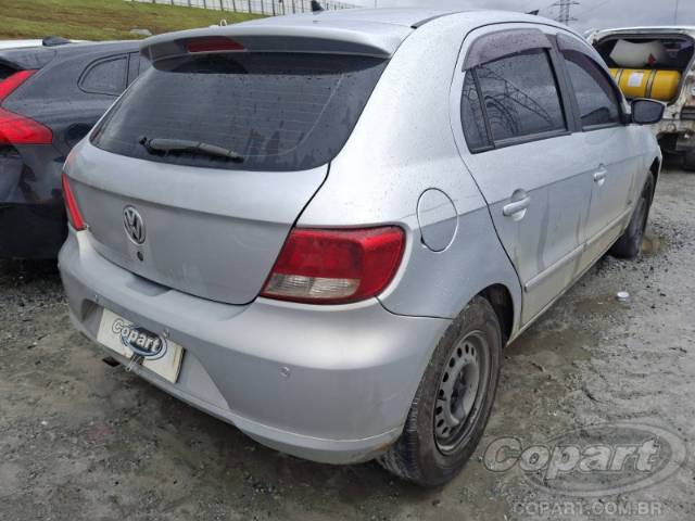 2010 VOLKSWAGEN GOL 