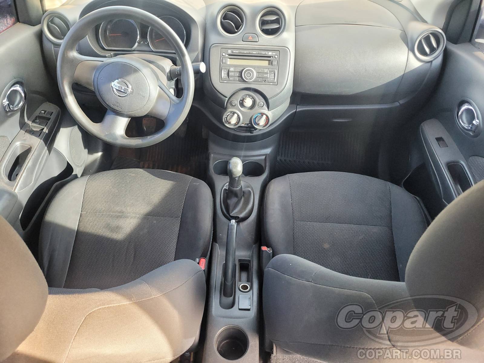 2014 NISSAN VERSA — foto 9 de 10