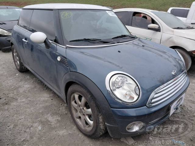 2010 MINI COOPER 