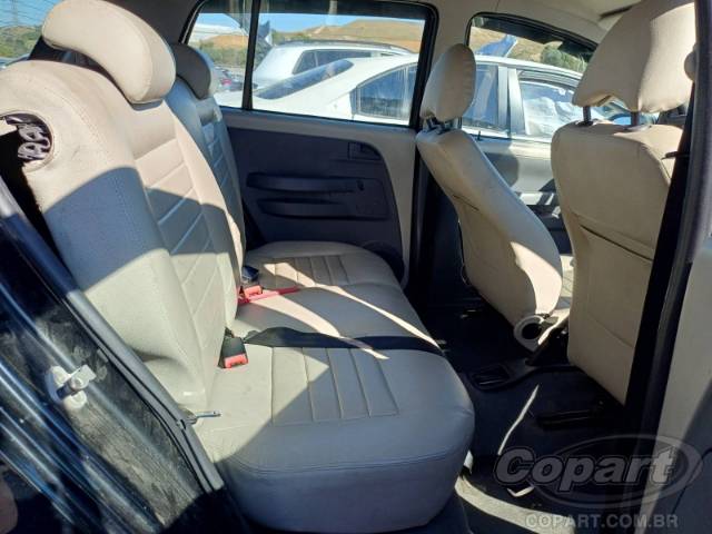 2009 VOLKSWAGEN FOX 