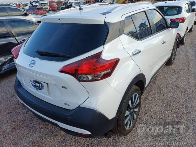2021 NISSAN KICKS 